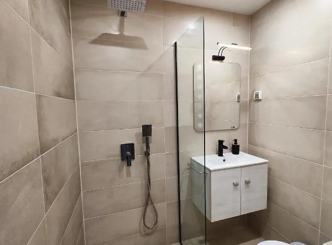 Lägenhet Apart Lion Bridge 2bdr Self Check In Sofia